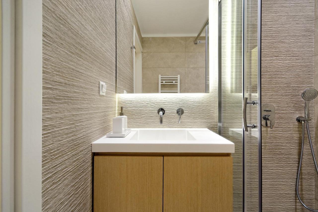 The Fancy Philosopher Apartment เอเธนส์ ภายนอก รูปภาพ